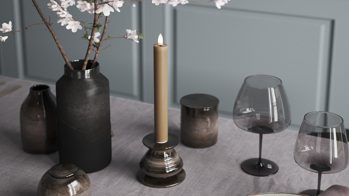 LED Dinner candle With lifelike LED flame