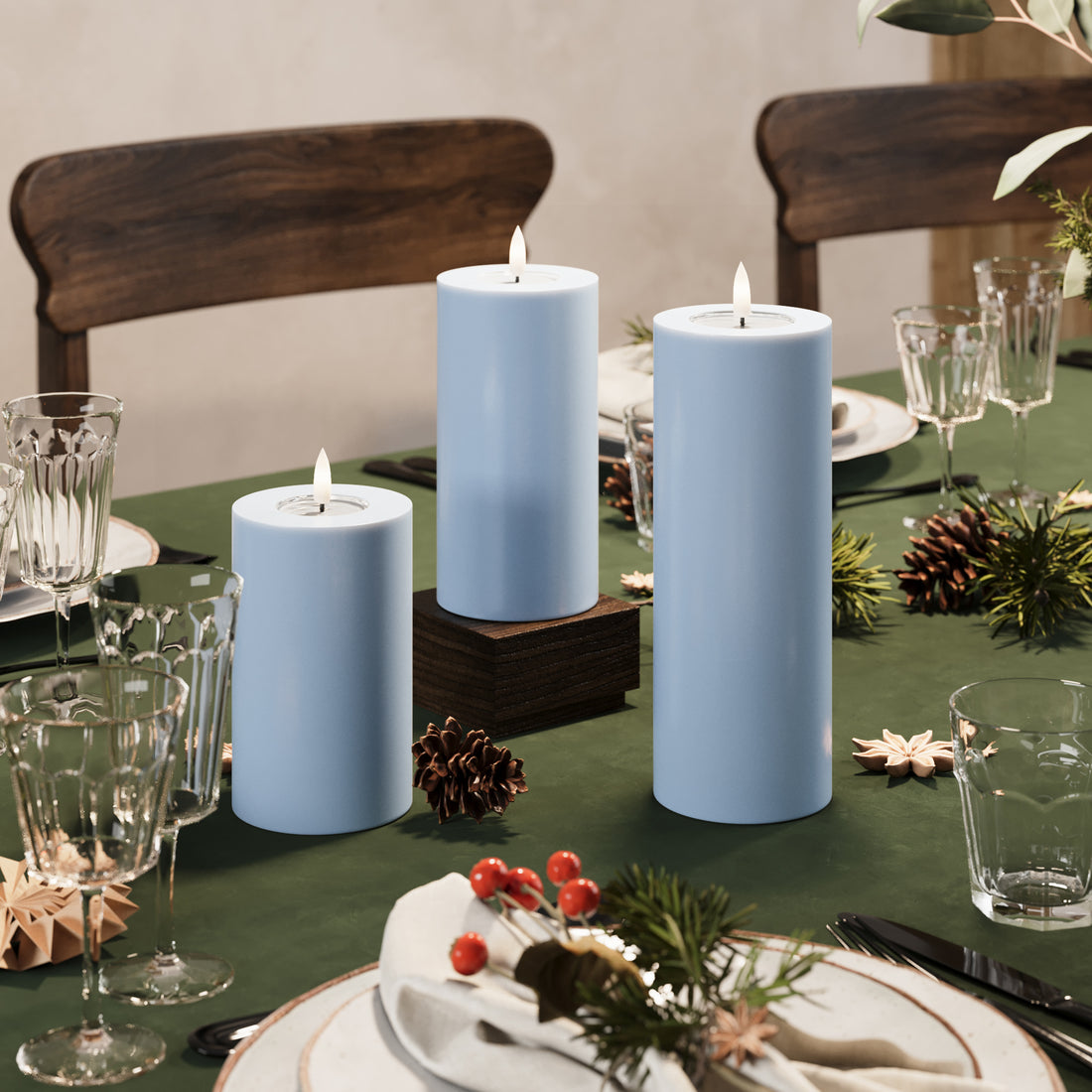 LED Pillar candle Ø 7.5 x 12.5 + 15 + 20 Ice Blue