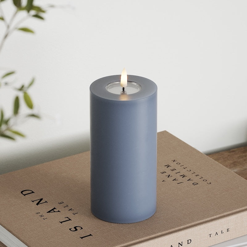 Deluxe Homeart LED Bloklys Ø 7,5 x 15 cm Isblå