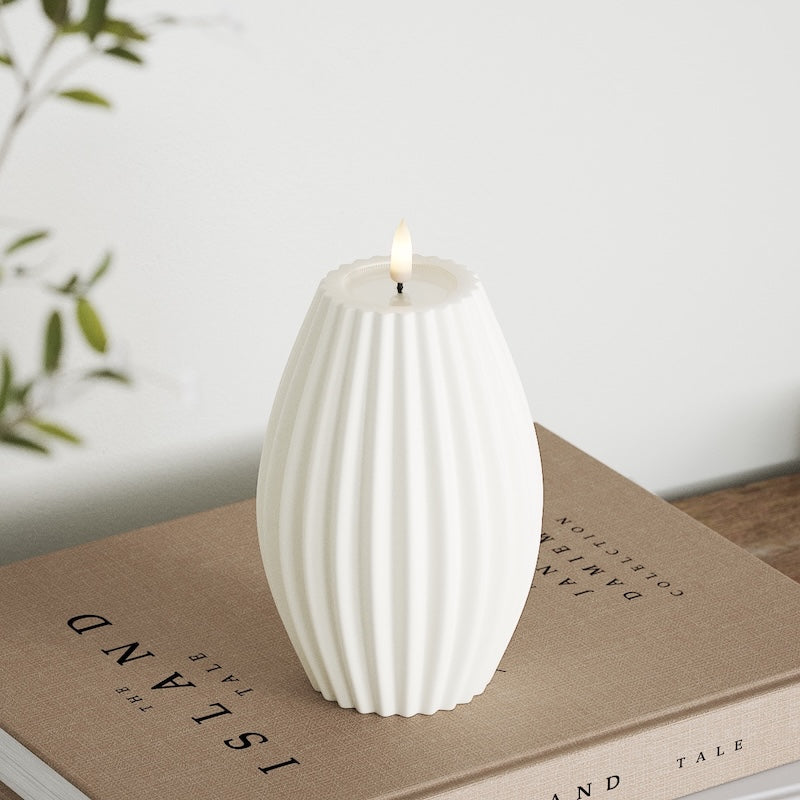 Deluxe Homeart LEDs Vela canelada D 10 x A 15 cm Branco